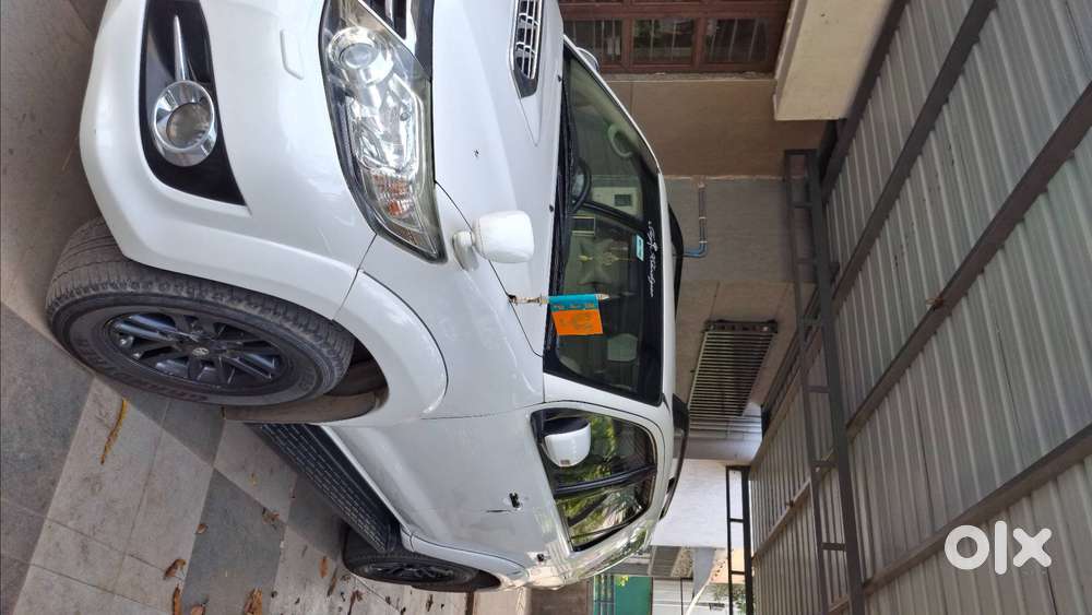 Toyota Fortuner 2015 Diesel Well Maintained