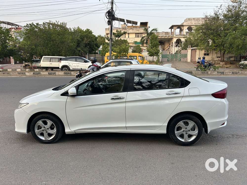 Honda City V At, 2014, Petrol