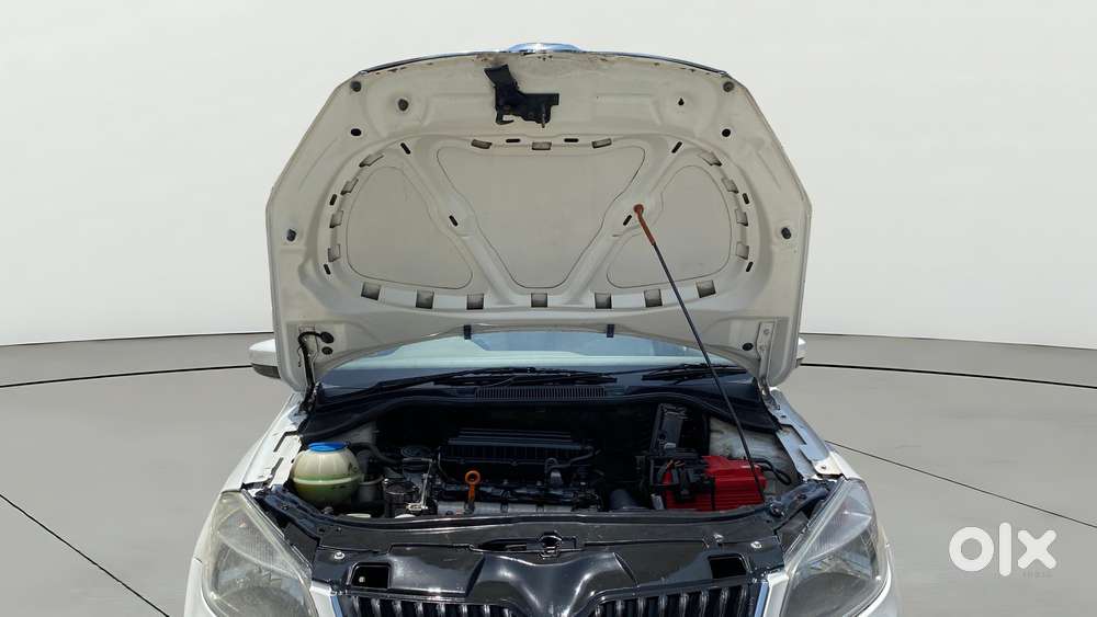 Skoda Rapid 2011-2013 1.6 Mpi At Ambition, 2013, Petrol