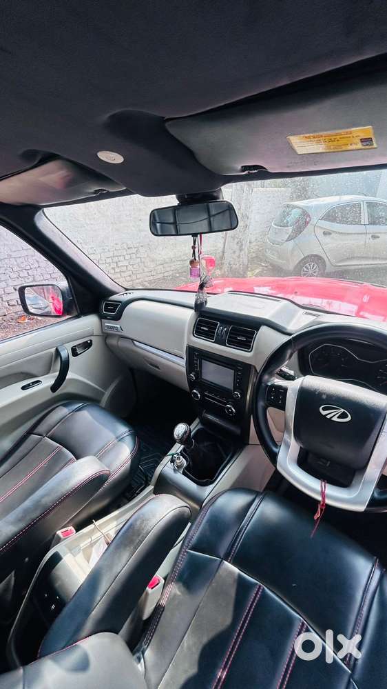 Mahindra Scorpio S10, 2016, Diesel