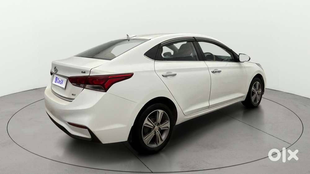 Hyundai Verna 1.6 Vtvt Sx, 2019, Petrol