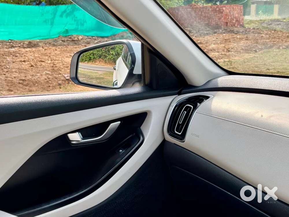 Hyundai Creta Sx 1.5 Petrol Cvt, 2022, Petrol