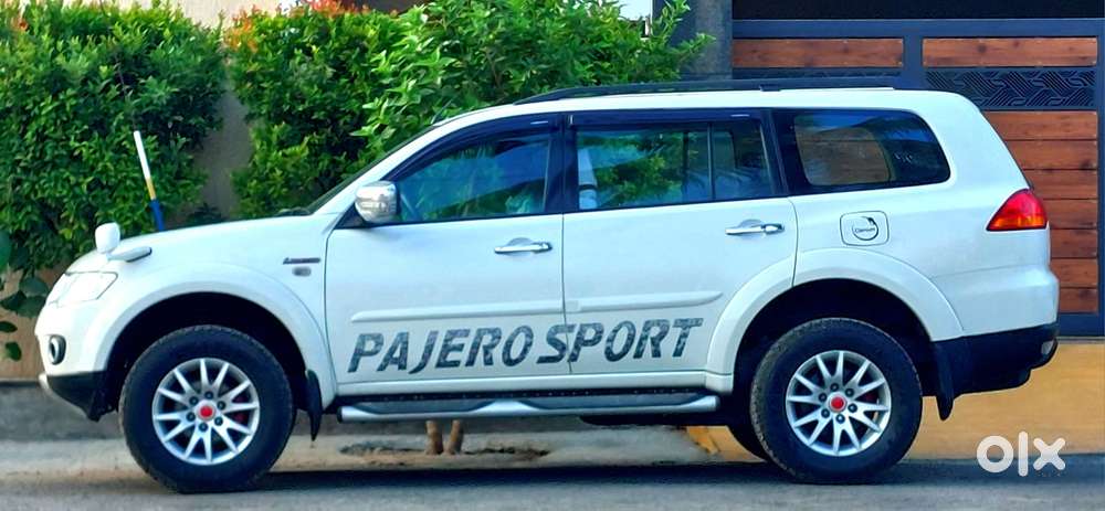 Mitsubishi Pajero Sport 2.5 Manual, 2012, Diesel