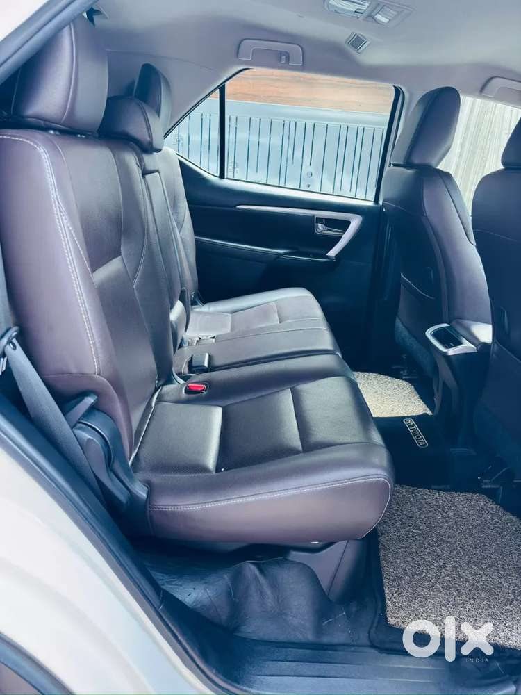 Toyota Fortuner 4x2 At 2.8 Diesel, 2020, Diesel