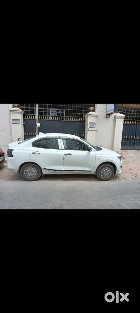 Maruti Suzuki Dzire 2025 Cng & Hybrids 12672 Km Driven