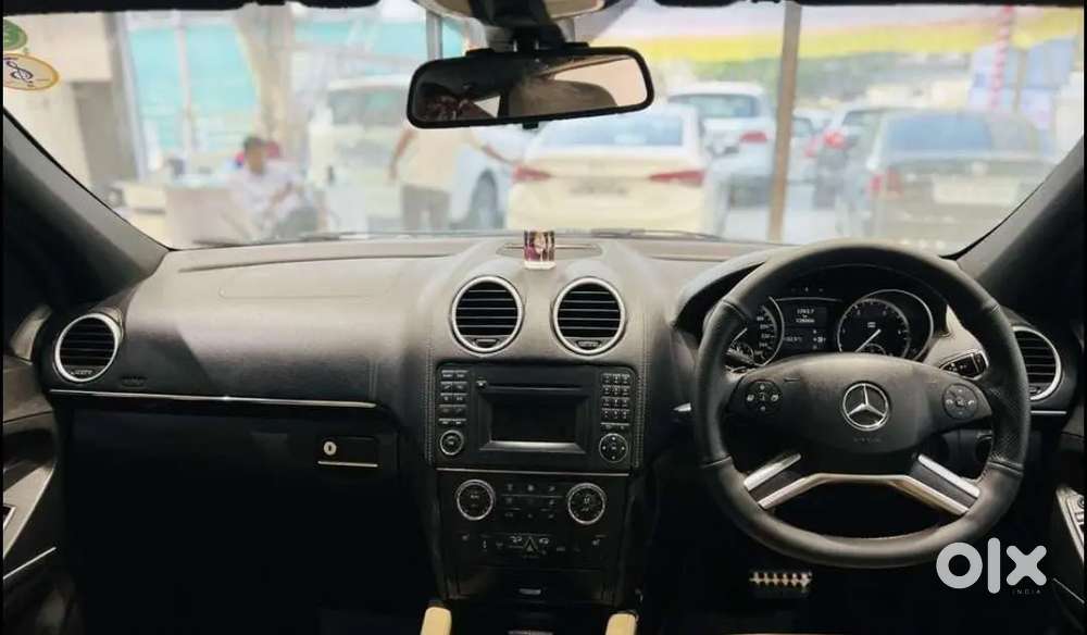 Mercedes-benz M-class 2011