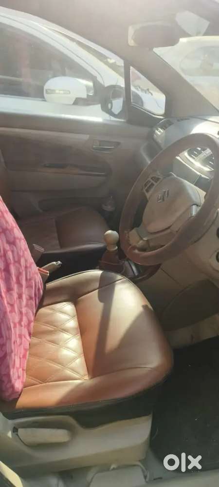 Maruti Suzuki Ertiga 2016 Cng & Hybrids 175000 Km Driven
