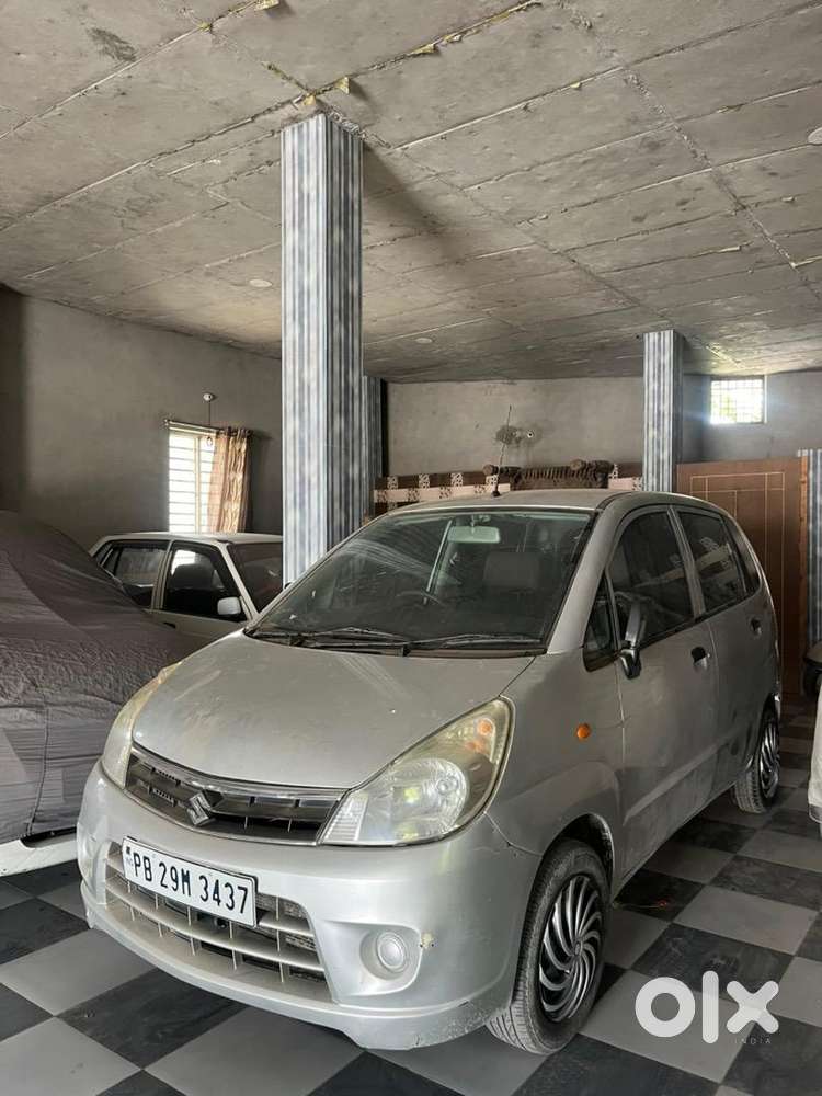 Maruti Suzuki Swift 2010 Petrol
