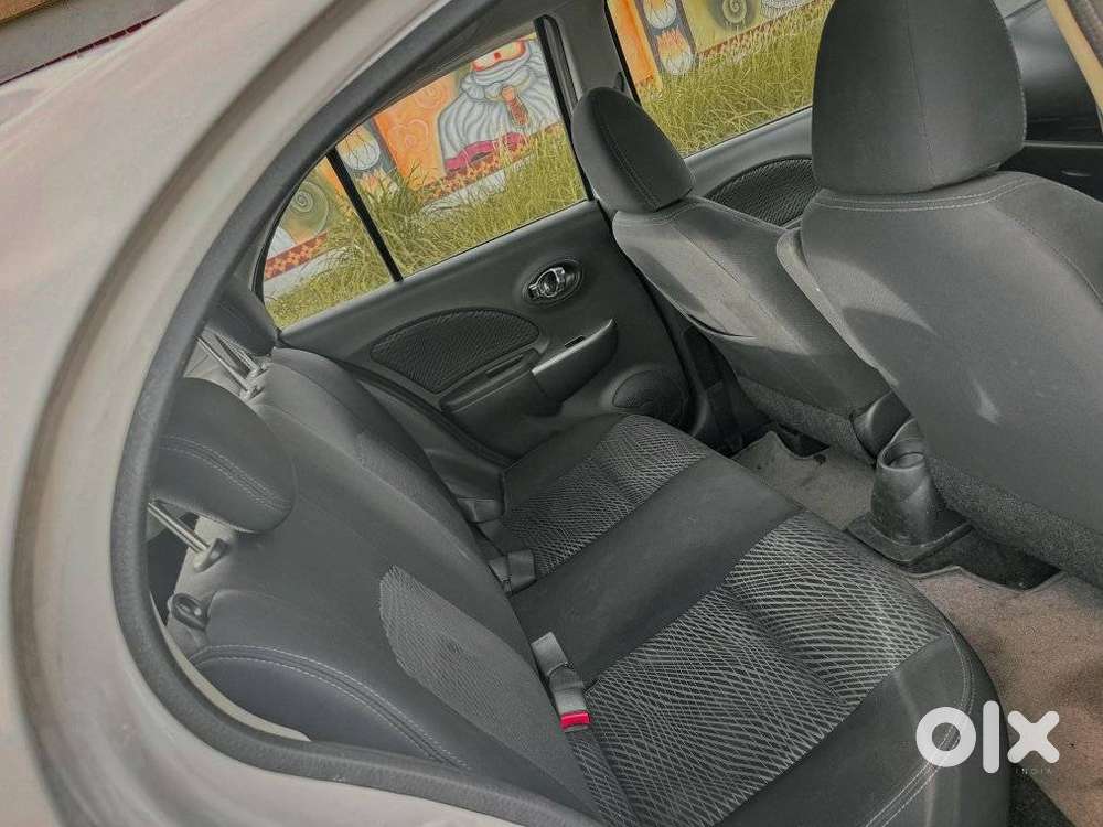 Nissan Micra Xv Cvt, 2017, Petrol