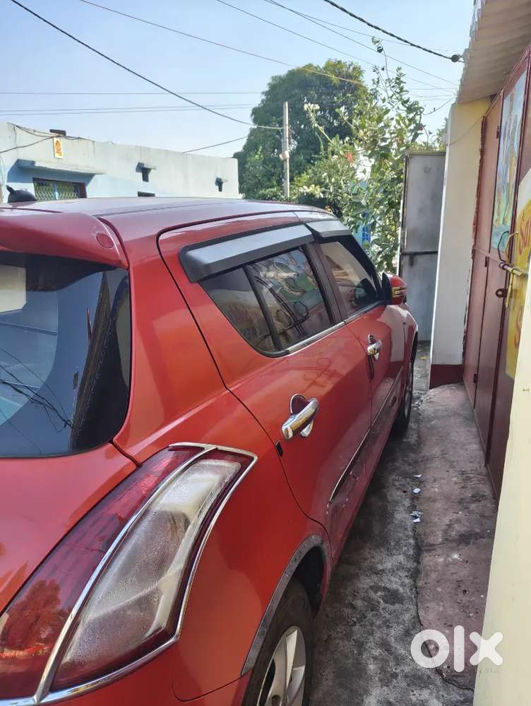 Maruti Suzuki Swift 2017 Petrol 56000 Km Driven