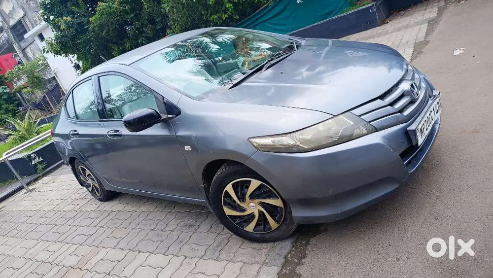 Honda City 2010 Petrol Well Maintained Registration Upto 2030
