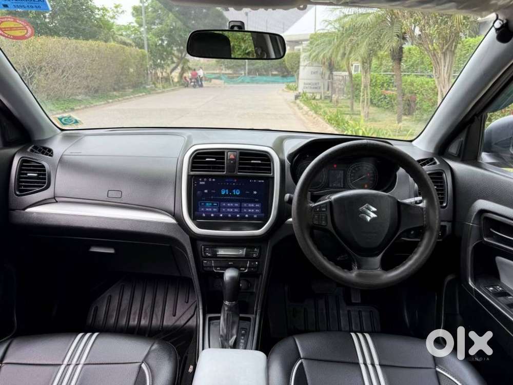 Maruti Suzuki Brezza 1.5 Vxi At Smart Hybrid, 2022, Petrol