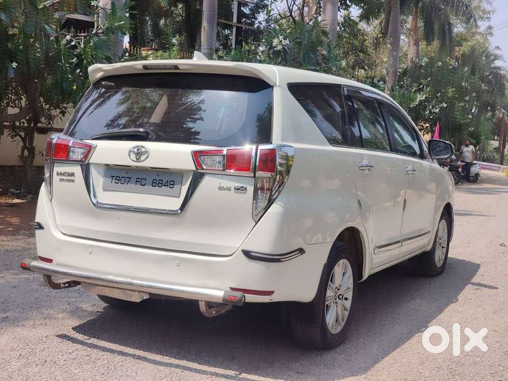 Toyota Innova Crysta 2.4 Z 7 Str, 2016, Diesel