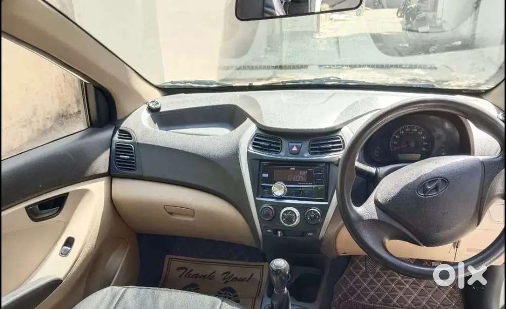 Car Bahut Hi Acchi Condition Mein Hai Ac Bhi Acchi Hai