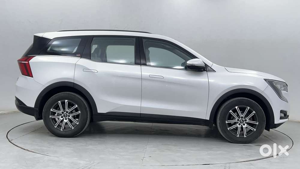 Mahindra Xuv700 2.0 Ax 7 Petrol At Luxury Pack Str, 2021, Petrol