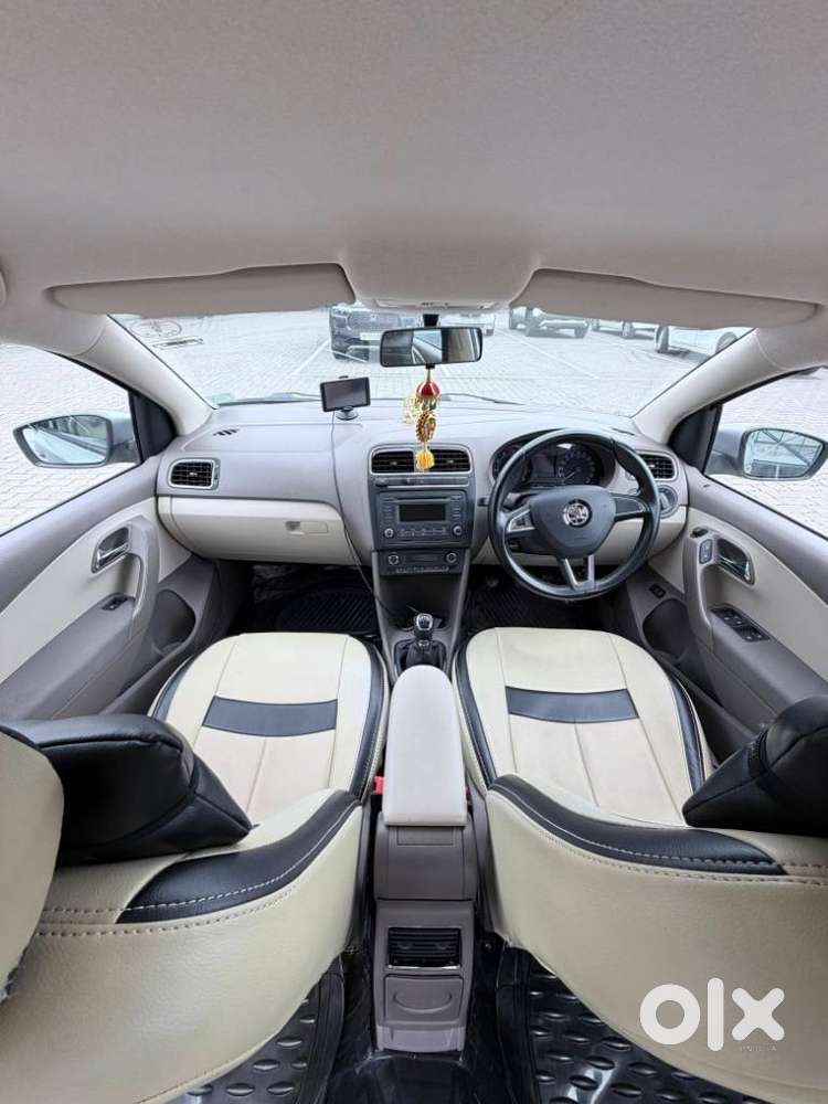 Skoda Rapid 1.6 Mpi Elegance, 2015, Petrol