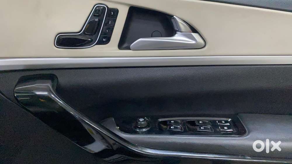 Mahindra Xuv700 2.2 Ax 7 Diesel Mt Str, 2022, Diesel