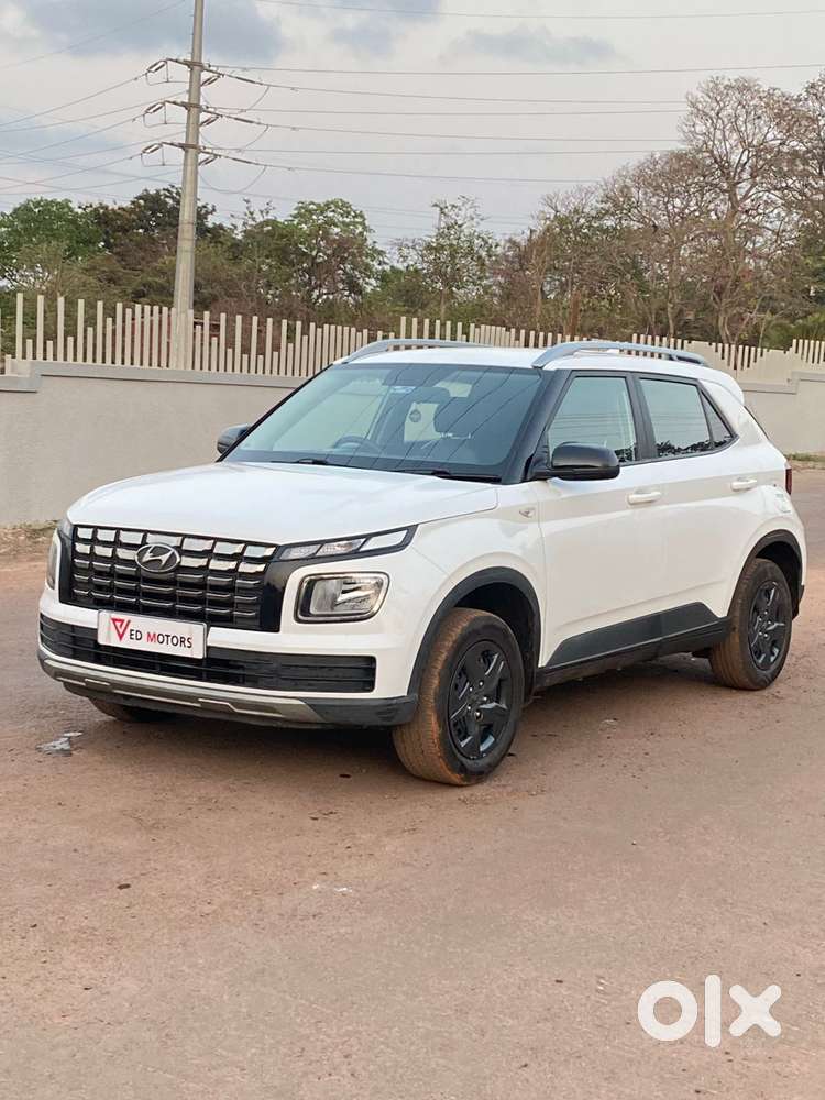 Hyundai Venue S 1.2 Petrol, 2023, Petrol