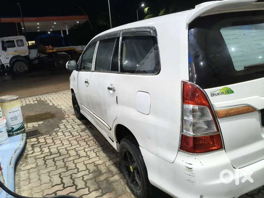 Toyota Innova 2006 Diesel Well Maintained