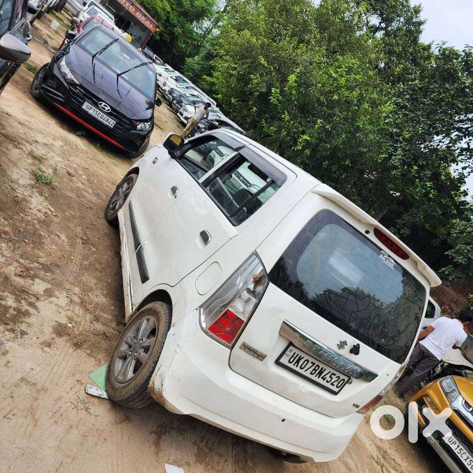 Maruti Suzuki Stingray Vxi Optional, 2015, Petrol