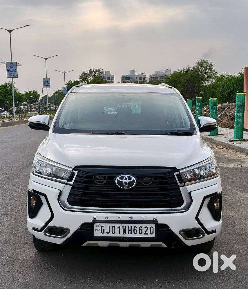 Toyota Innova Crysta [2020-ongoing] 2.7 Gx Mt 8 Str, 2022, Diesel