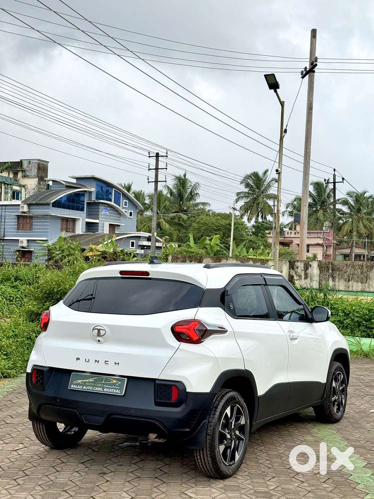 Tata Punch Accomplished Mt Sunroof, 2023, Petrol