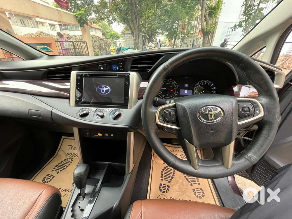 Toyota Innova Crysta 2.8 Gx At, 2017, Diesel