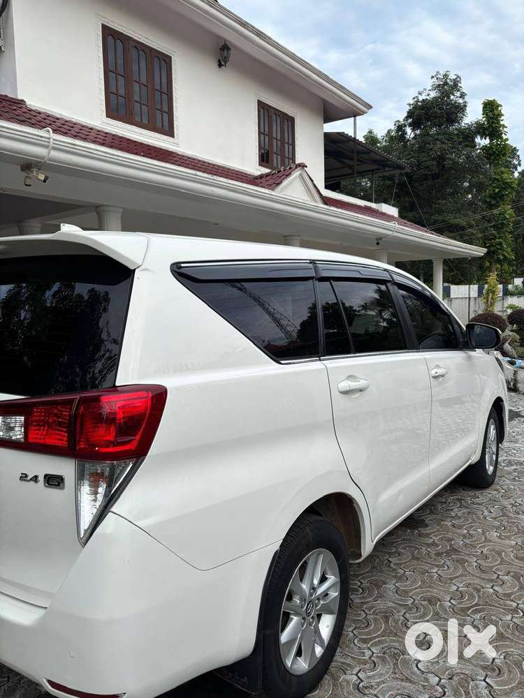 Toyota Innova Crysta 2019 Diesel 140000 Km Driven