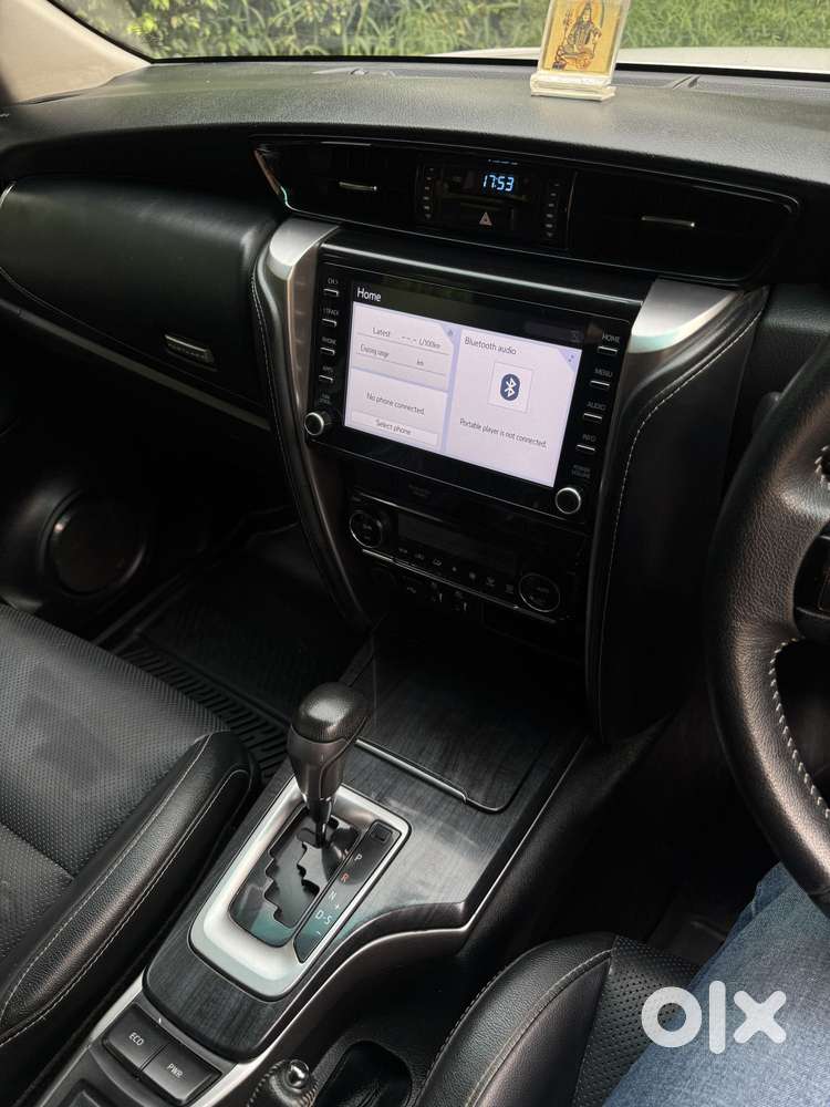 Toyota Fortuner 2.7 2wd At, 2024, Petrol