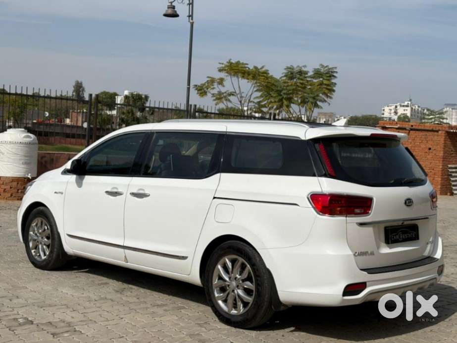 Kia Carnival Limousine Plus 7 Str, 2020, Diesel