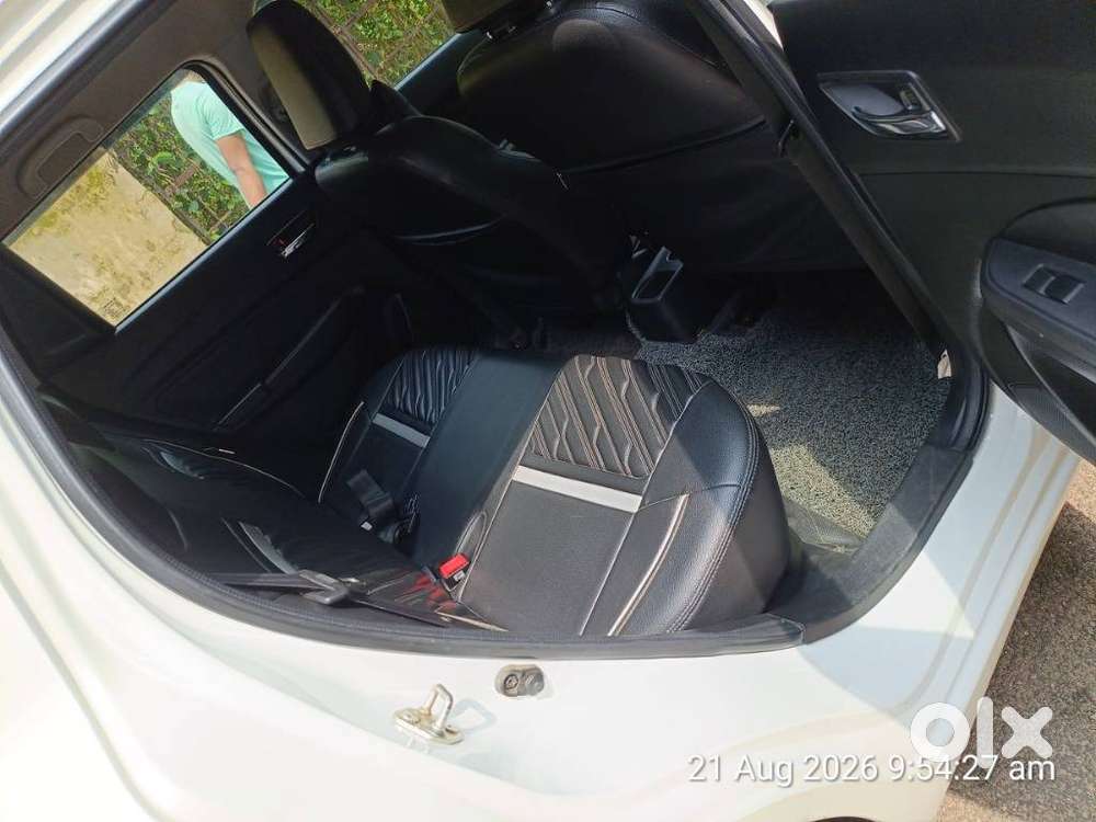 Maruti Suzuki Swift 1.2 Vxi (o), 2023, Petrol