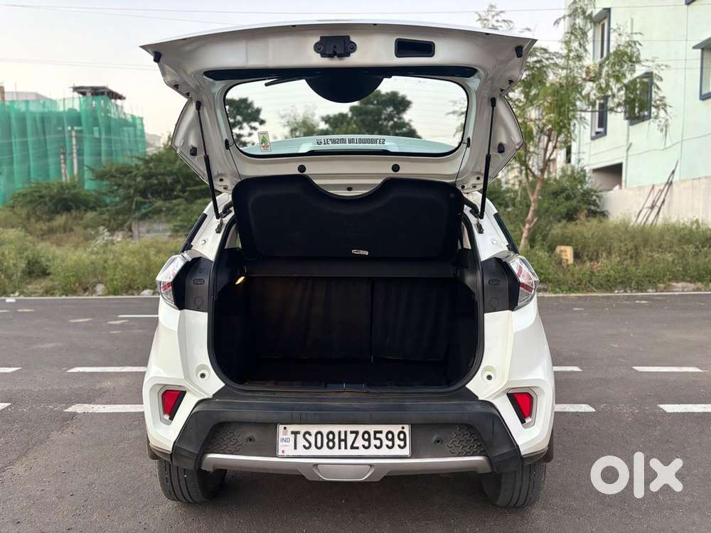 Tata Nexon 1.2 Revotron Xza Plus, 2022, Diesel