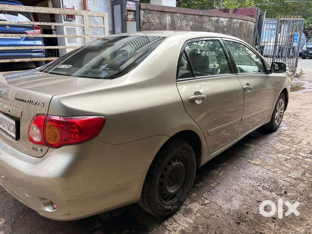 Toyota Corolla Altis 2009