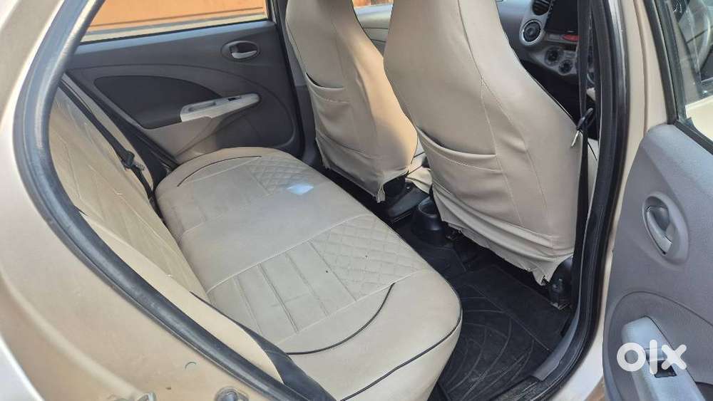 Toyota Etios 2010-2012 V, 2011, Petrol