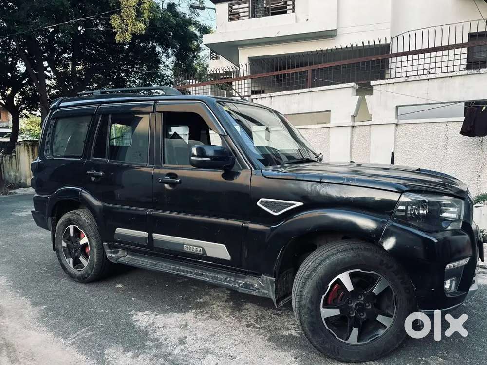 Mahindra Scorpio Classic 2017 Diesel 2nd Owner