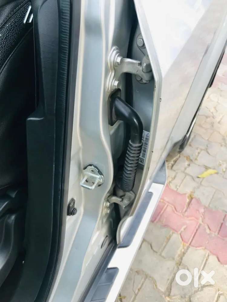 Xuv 500 W6