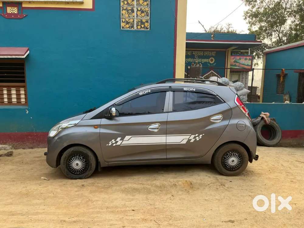 Hyundai Eon  Petrol 67000 Km Driven
