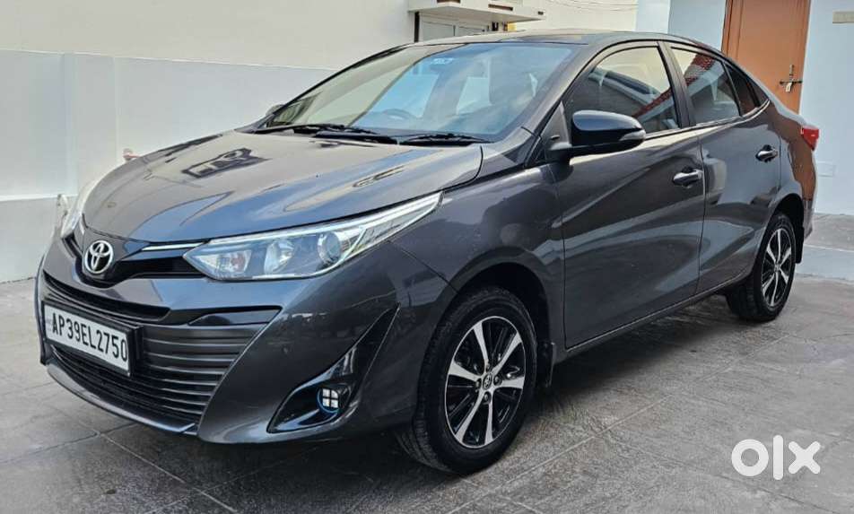Toyota Yaris V Optional Cvt, 2019, Petrol