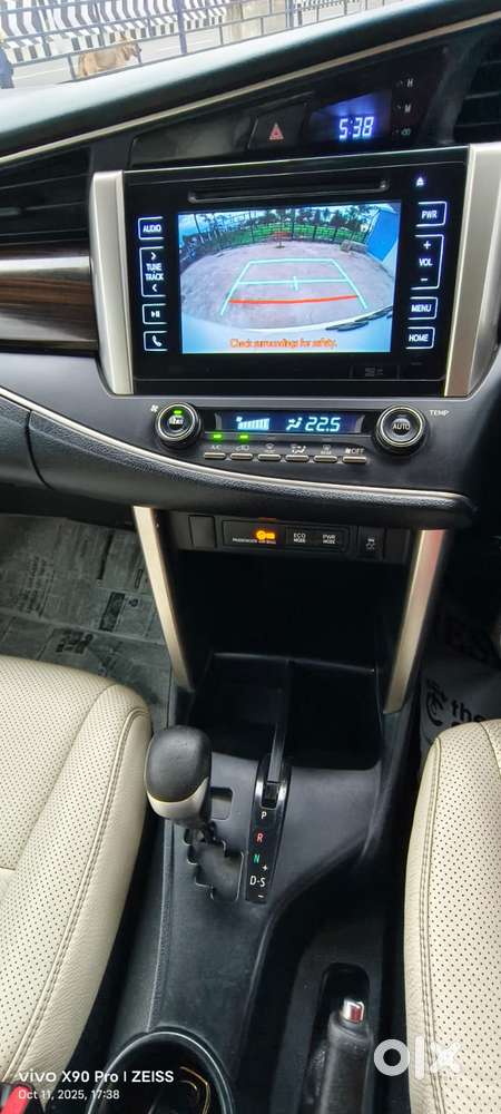 Toyota Innova Crysta 2.8z Automatic, 2016, Diesel