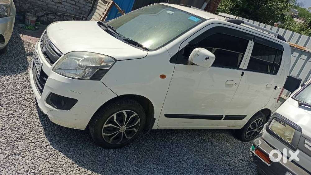 Maruti Suzuki Wagon R Vxi 1.0, 2018, Petrol