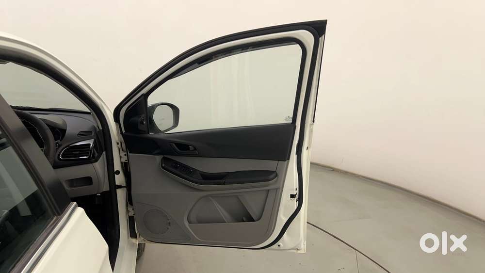 Tata Tiago 1.2 Revotron Xt Cng, 2023, Cng & Hybrids