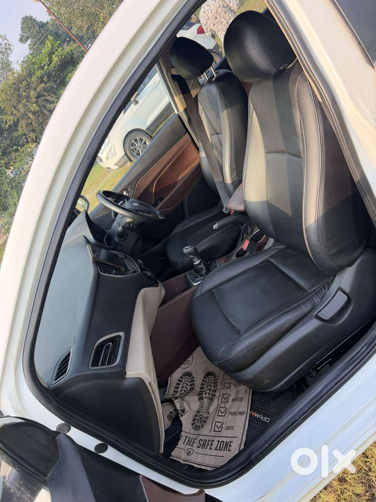 Hyundai Verna Sx 1.5 Petrol Ivt, 2023, Petrol