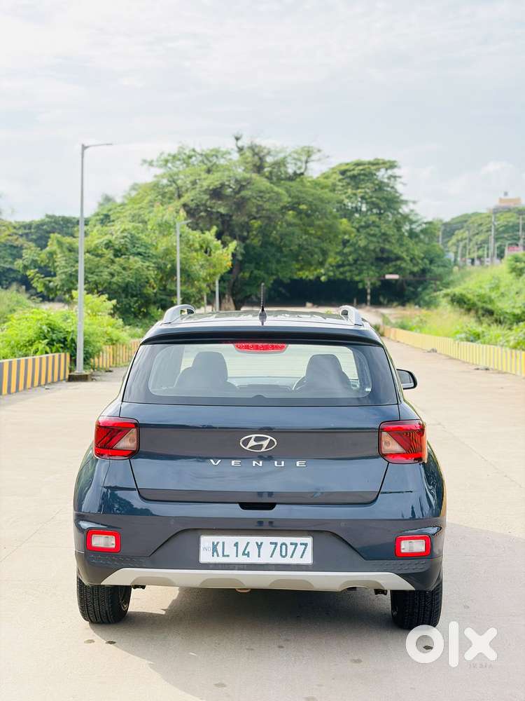 Hyundai Venue S 1.2 Petrol, 2019, Petrol