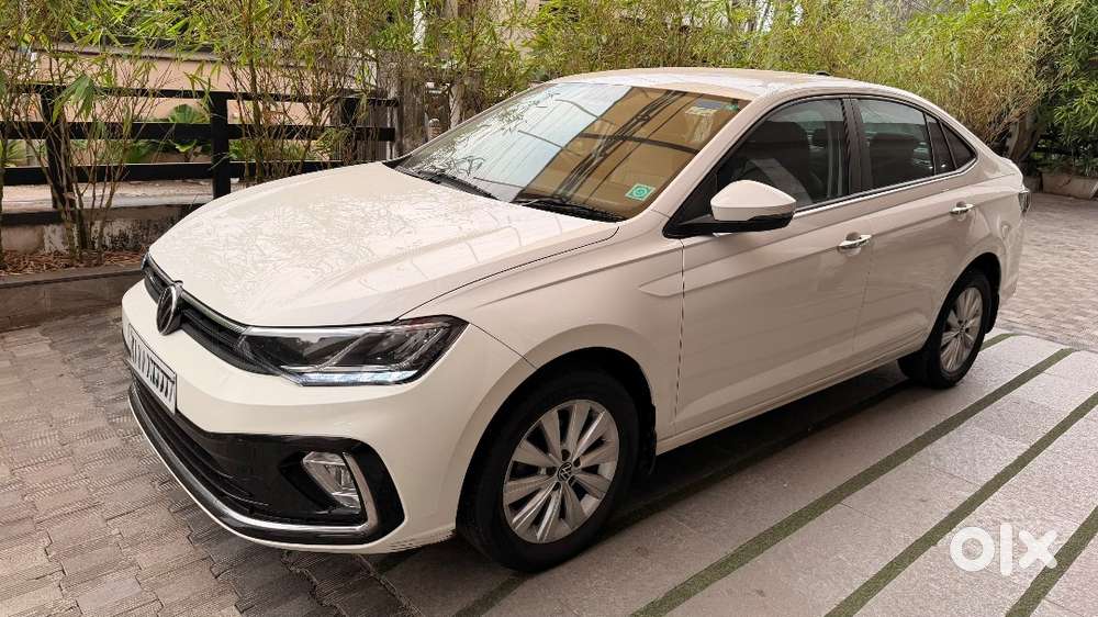 2023 Model Volkswagen Virtus Highline (1.0l Tsi At) Only 17,040 Km