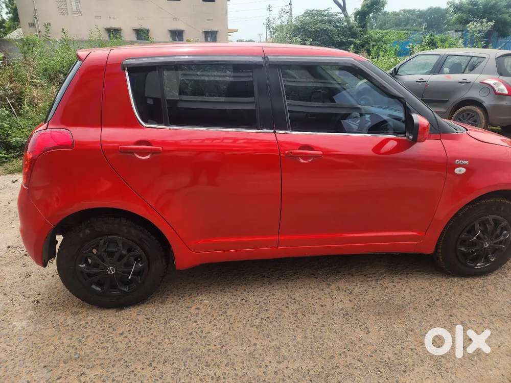 Maruti Suzuki Swift 2010