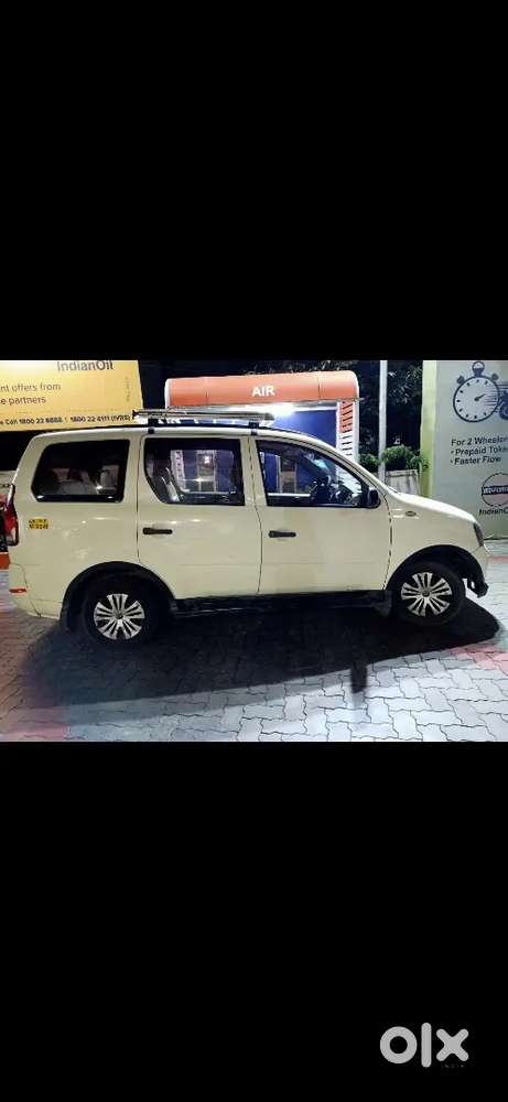 Mahindra Xylo 2015
