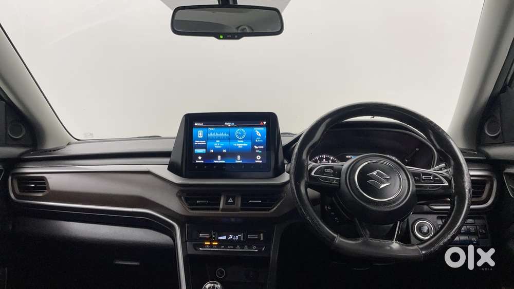 Maruti Suzuki Brezza 1.5 Zxi At Smart Hybrid Dual Tone, 2023, Petrol