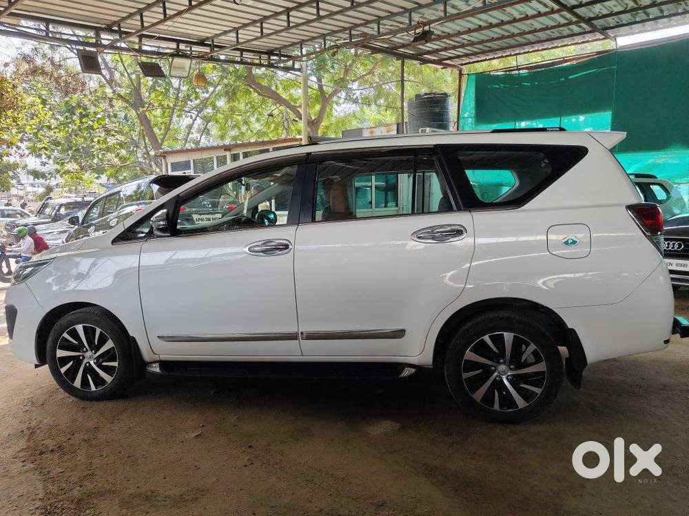 Toyota Innova Crysta [2020-ongoing] 2.7 Zx At 7 Str, 2022, Petrol