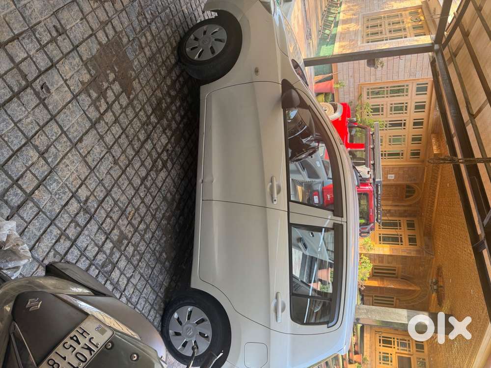 Lady Driven Neat And Clean Car
