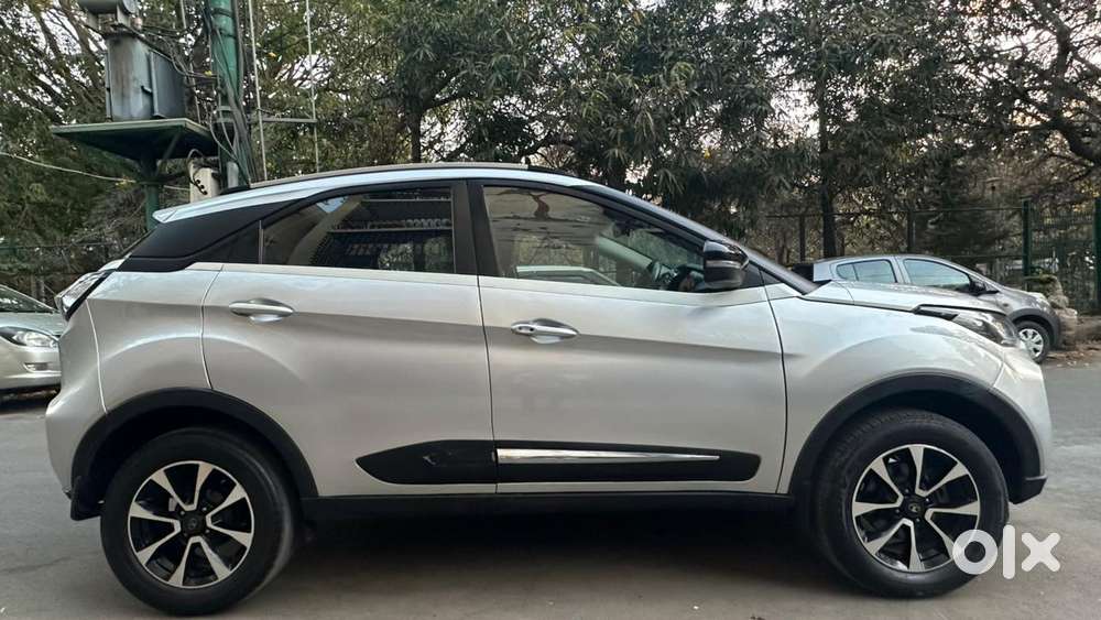 Tata Nexon 1.2 Revotron Xza Plus (o) Amt, 2021, Petrol
